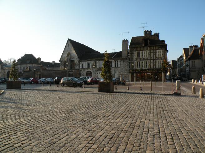 Place Saint-Pierre